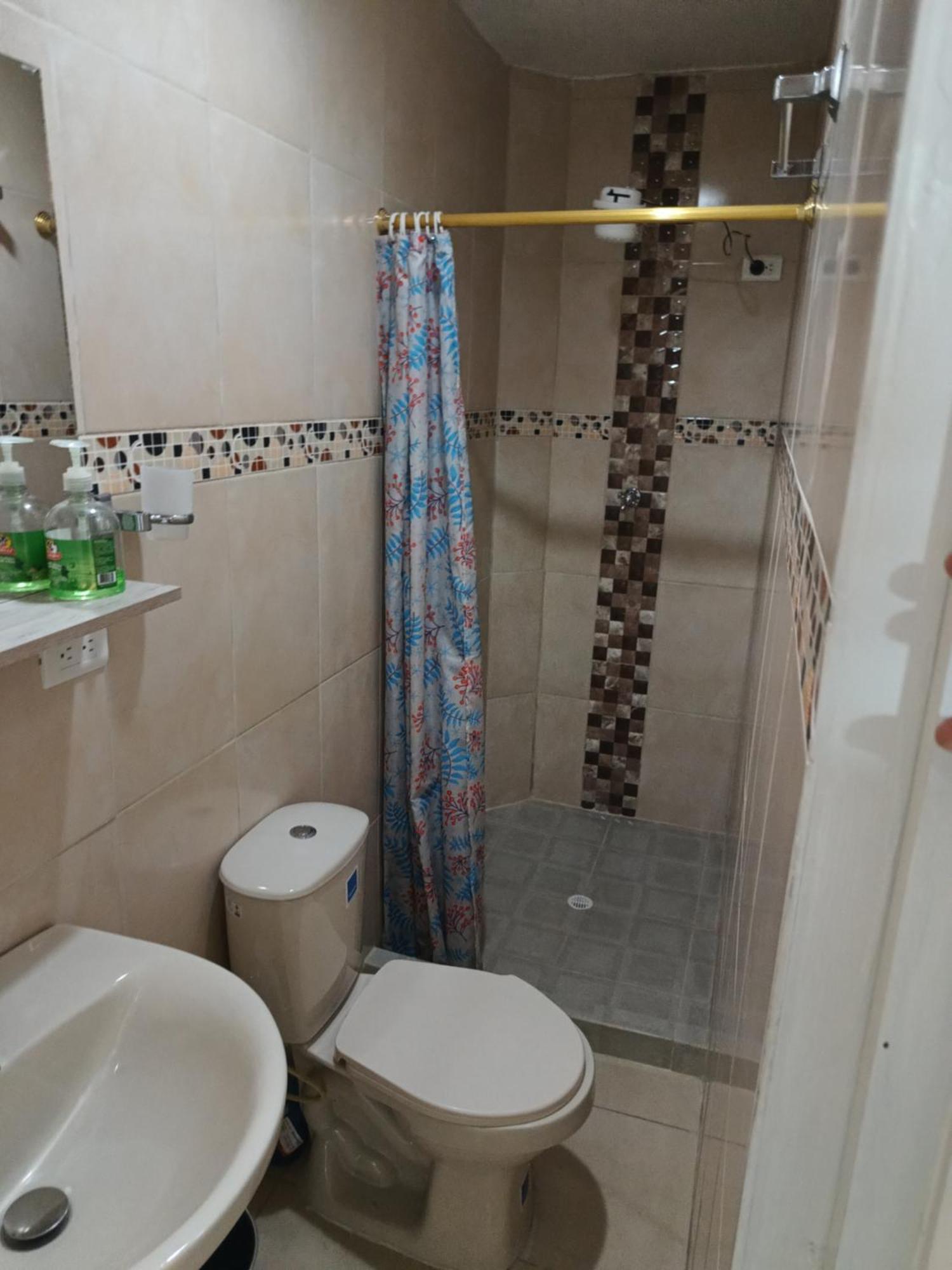 Noras Homestay Laureles Medellin Exterior photo